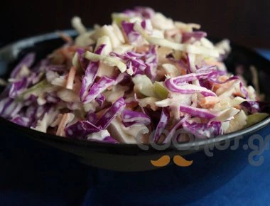 Η συνταγή της ημέρας: Λάχανο σαλάτα με μήλο και μαγιονέζα